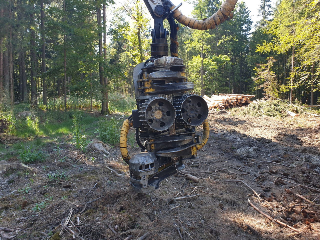 Excavadora de cadenas HITACHI ZX 210-3 with Kesla 25 RH: foto 8