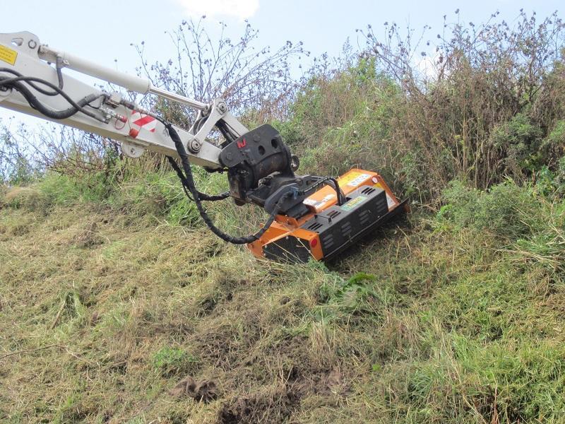 BERTI CKT/SB 100 - Implemento para Miniexcavadora: foto 3 BERTI CKT/SB 100 - Implemento para Miniexcavadora: foto 3