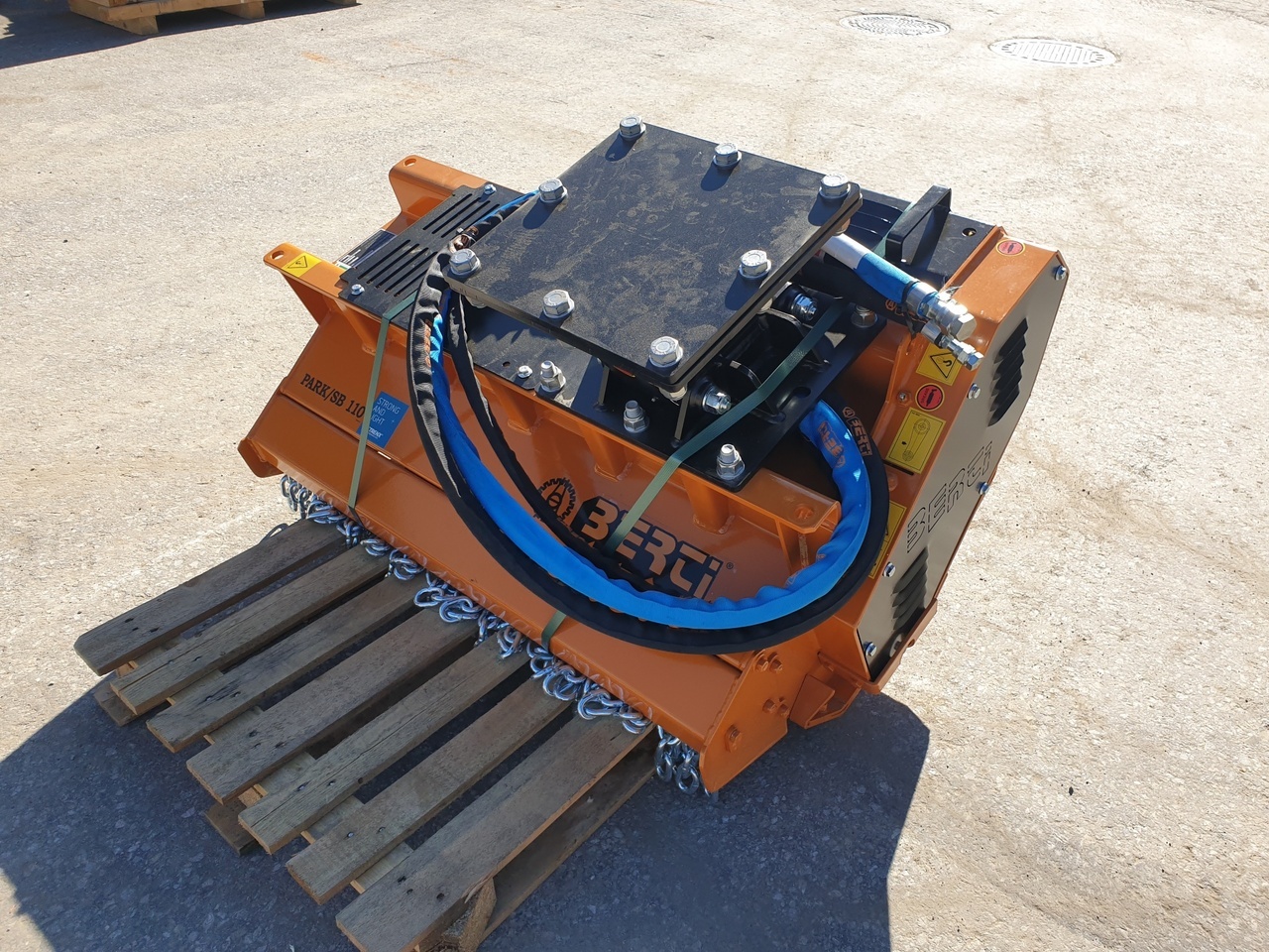 BERTI PARK/SB 110 - Hydraulic mulching head - Implemento para Excavadora: foto 1 BERTI PARK/SB 110 - Hydraulic mulching head - Implemento para Excavadora: foto 1