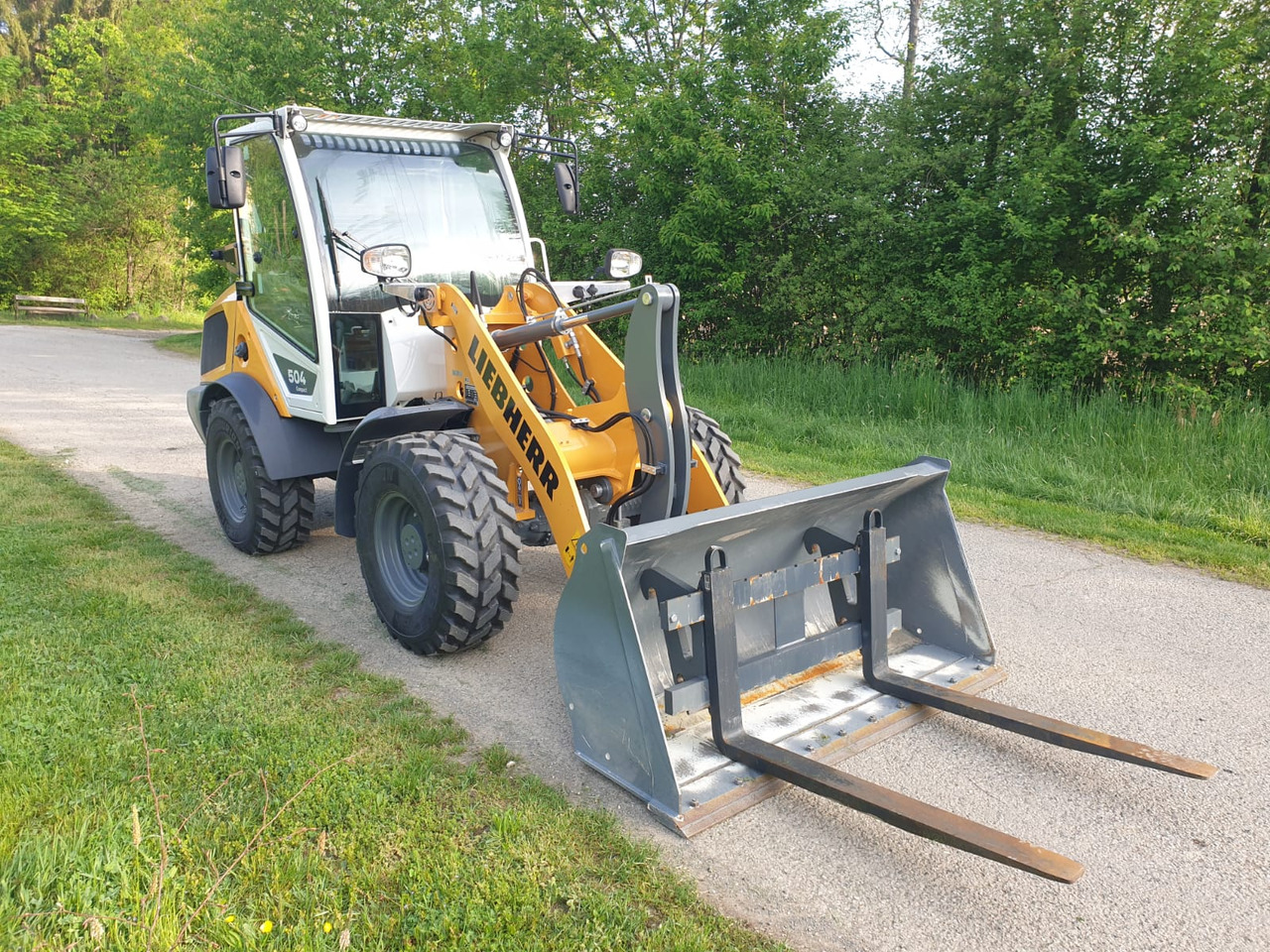 Liebherr L 504 C - Cargadora de ruedas: foto 5 Liebherr L 504 C - Cargadora de ruedas: foto 5