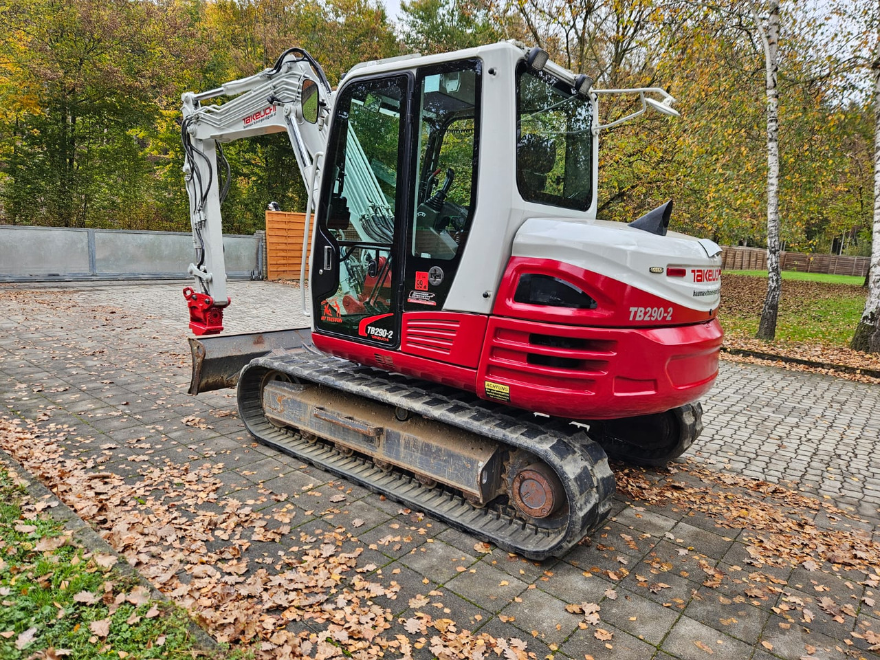 TAKEUCHI TB 290-2 - Miniexcavadora: foto 4 TAKEUCHI TB 290-2 - Miniexcavadora: foto 4
