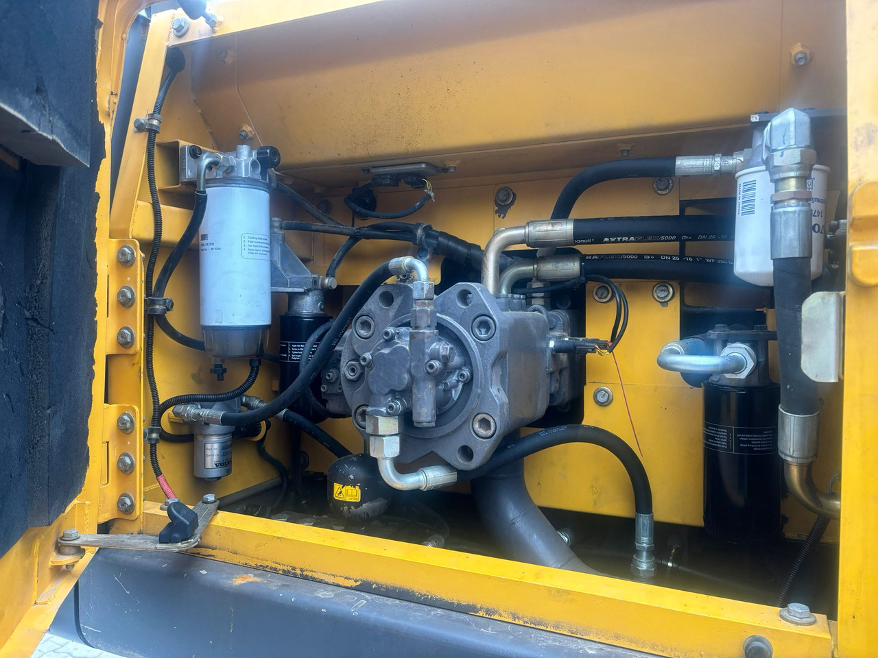 Leasing de Volvo EC 220 DL Volvo EC 220 DL: foto 10