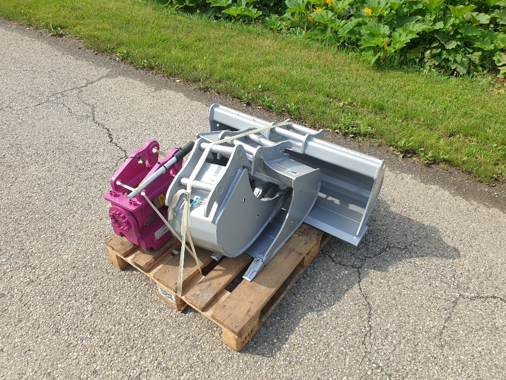 Winkelbauer Winkelbauer bucket package for 1.5t mini excavator - Cazo para excavadora para Miniexcavadora: foto 5 Winkelbauer Winkelbauer bucket package for 1.5t mini excavator - Cazo para excavadora para Miniexcavadora: foto 5