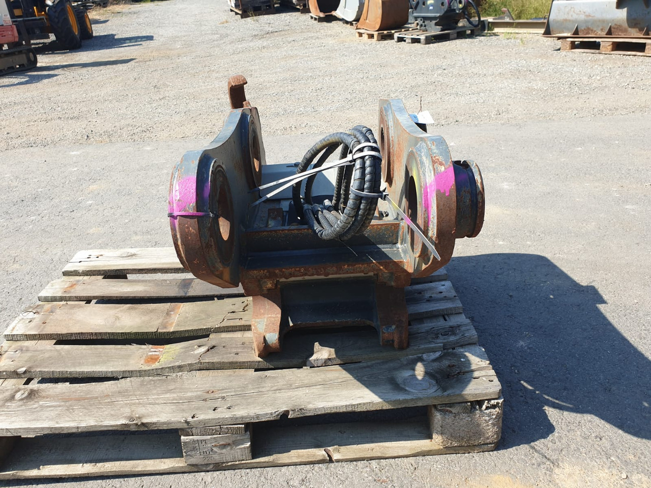 Winkelbauer XL - Acoplamiento rápido para Miniexcavadora: foto 3 Winkelbauer XL - Acoplamiento rápido para Miniexcavadora: foto 3