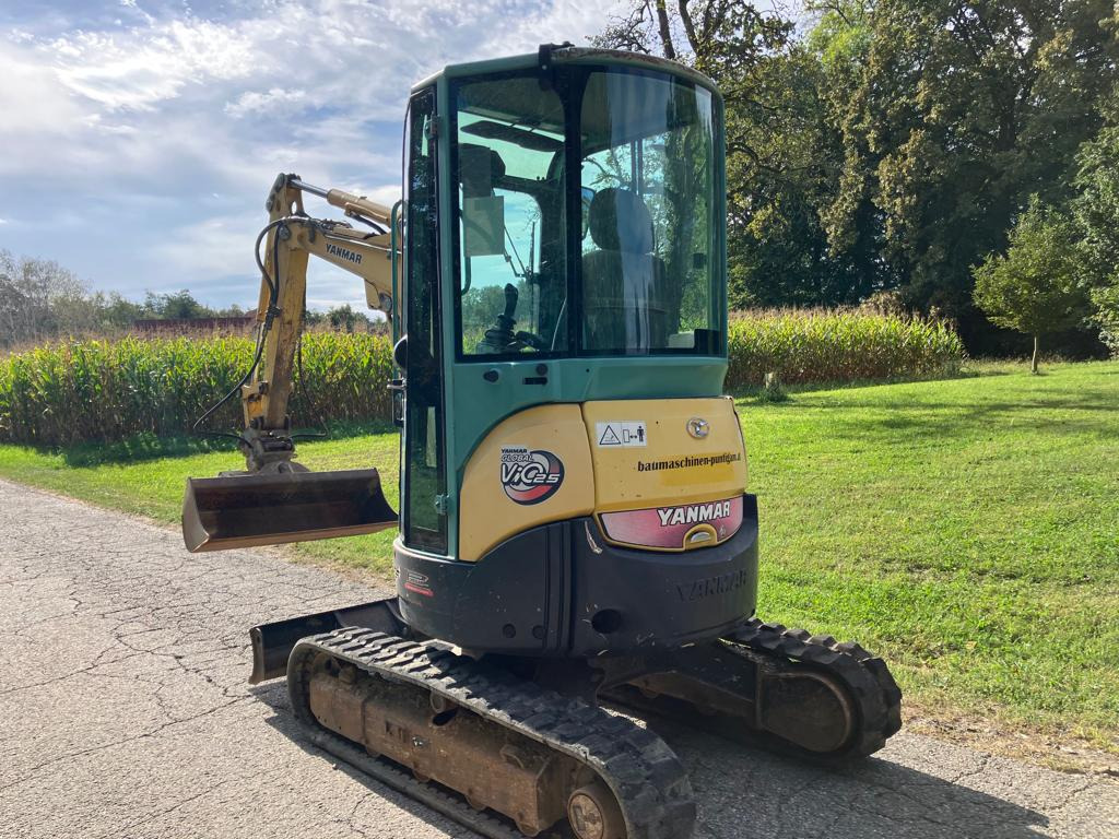 YANMAR VIO 25-4 - Miniexcavadora: foto 4 YANMAR VIO 25-4 - Miniexcavadora: foto 4