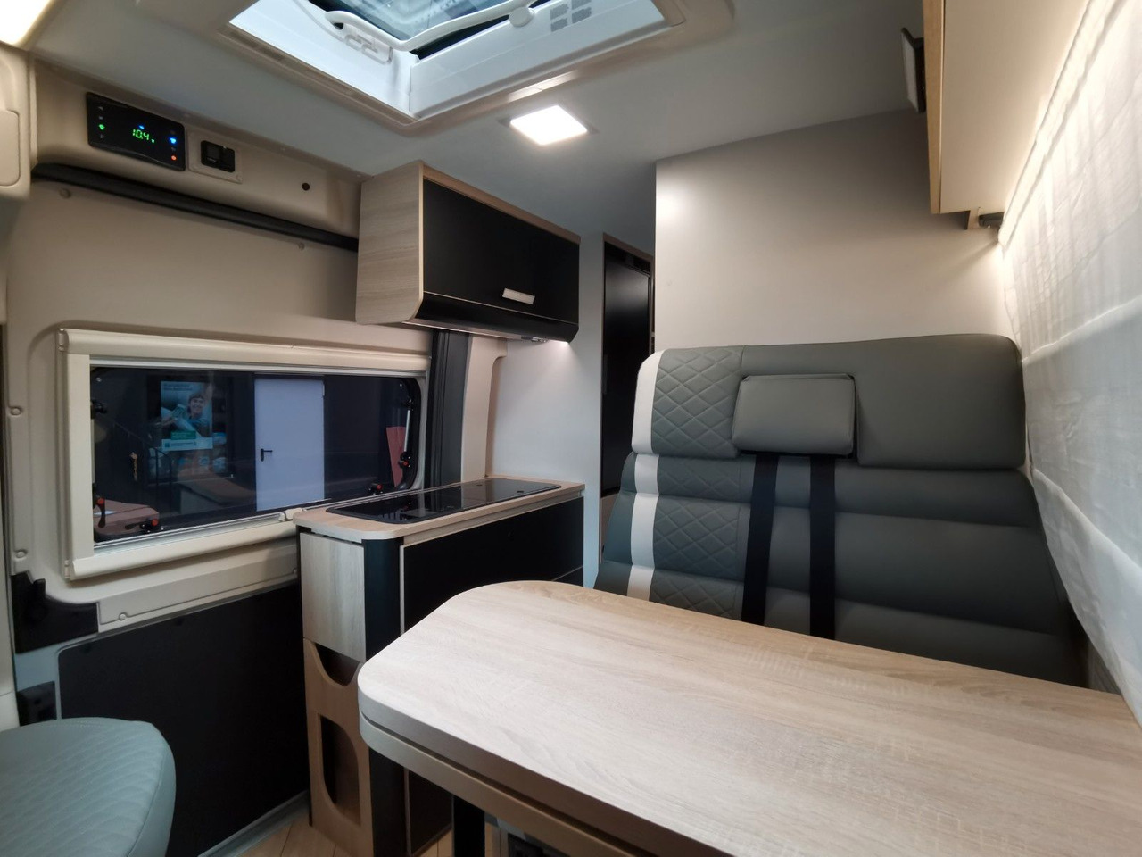 Leasing de  Chausson V697 SPORT LINE / -2026- / 140-8G./ EINZELBETTEN Chausson V697 SPORT LINE / -2026- / 140-8G./ EINZELBETTEN: foto 13