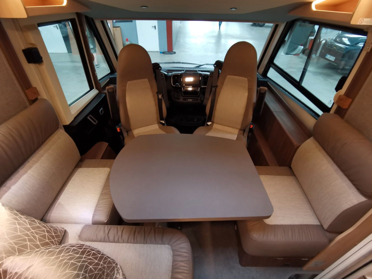 Leasing de Eura Mobil INTEGRA LINE 720 EB /-2026-/180-8G/ EINZELBETTEN Eura Mobil INTEGRA LINE 720 EB /-2026-/180-8G/ EINZELBETTEN: foto 14 Leasing de Eura Mobil INTEGRA LINE 720 EB /-2026-/180-8G/ EINZELBETTEN Eura Mobil INTEGRA LINE 720 EB /-2026-/180-8G/ EINZELBETTEN: foto 14