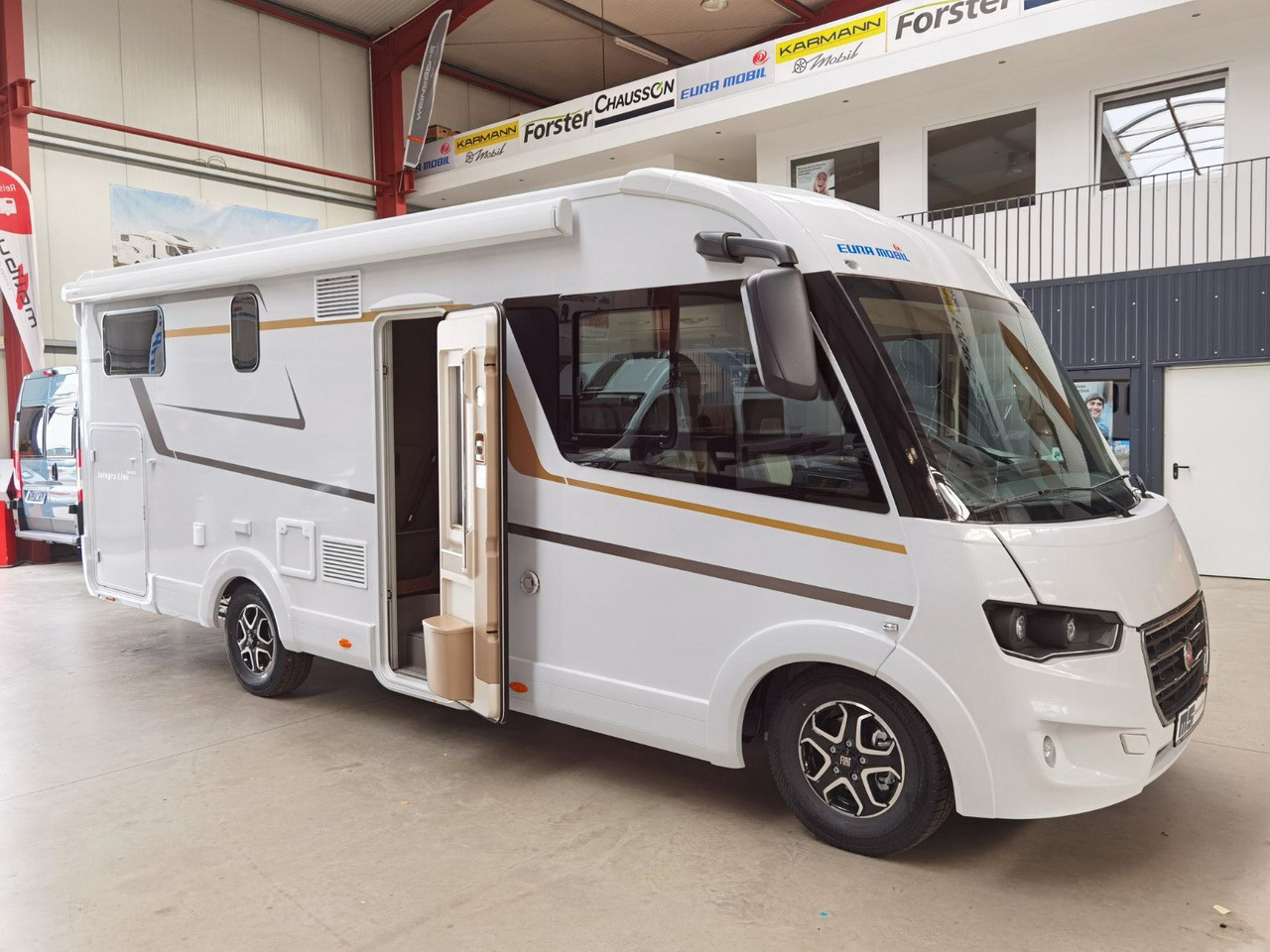 Leasing de Eura Mobil INTEGRA LINE 720 EB /-2026-/180-8G/ EINZELBETTEN Eura Mobil INTEGRA LINE 720 EB /-2026-/180-8G/ EINZELBETTEN: foto 8 Leasing de Eura Mobil INTEGRA LINE 720 EB /-2026-/180-8G/ EINZELBETTEN Eura Mobil INTEGRA LINE 720 EB /-2026-/180-8G/ EINZELBETTEN: foto 8