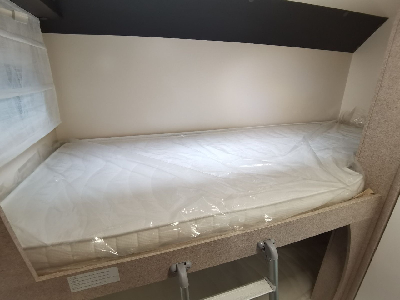 Autocaravana capuchina Forster A 699 VB / - MODELL 2025- / 140PS / ETAGENBETTEN: foto 23