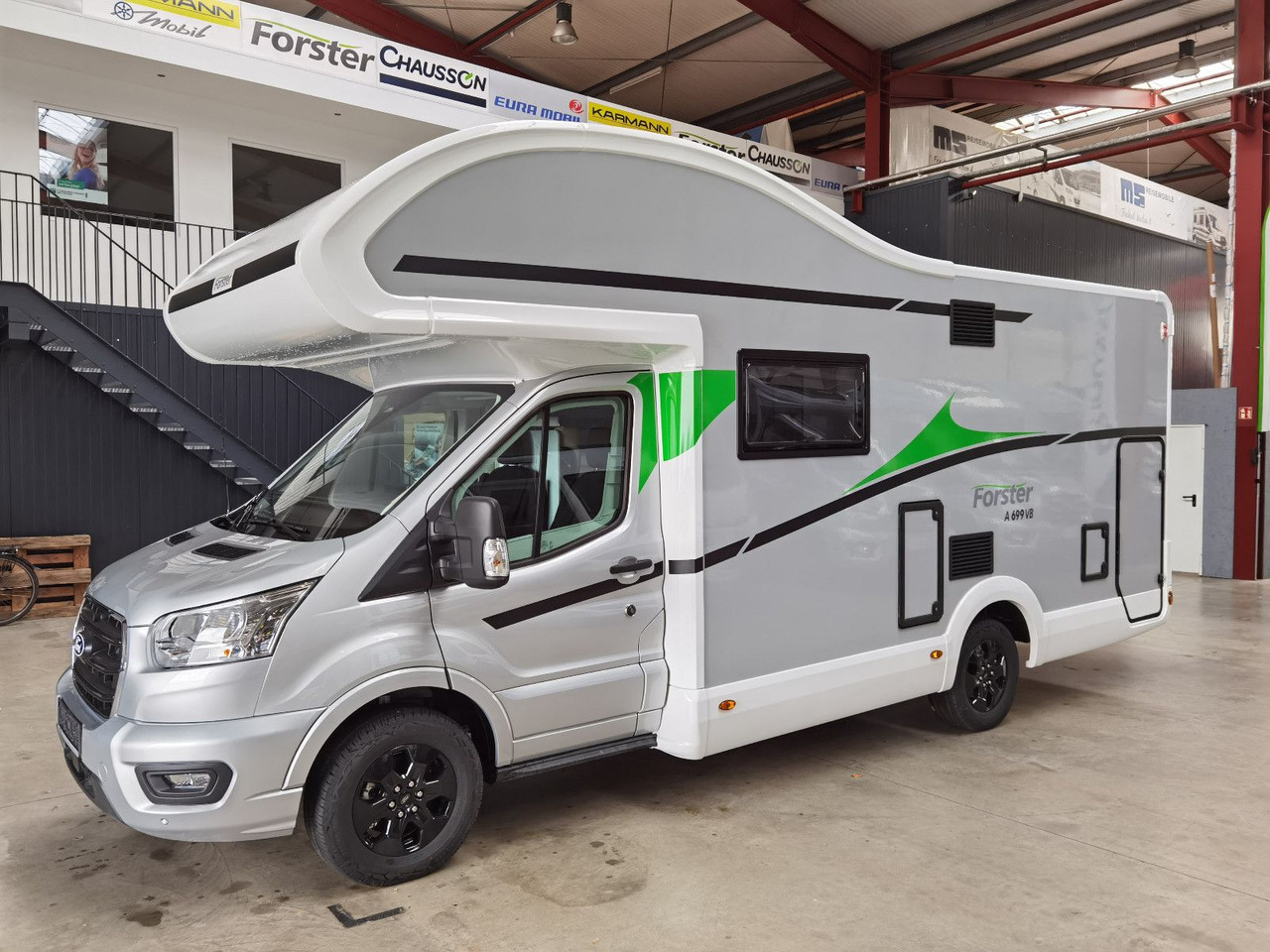 Forster A 699 VB / Modell 2026 / 165PS / ETAGENBETTEN - Autocaravana capuchina: foto 4 Forster A 699 VB / Modell 2026 / 165PS / ETAGENBETTEN - Autocaravana capuchina: foto 4