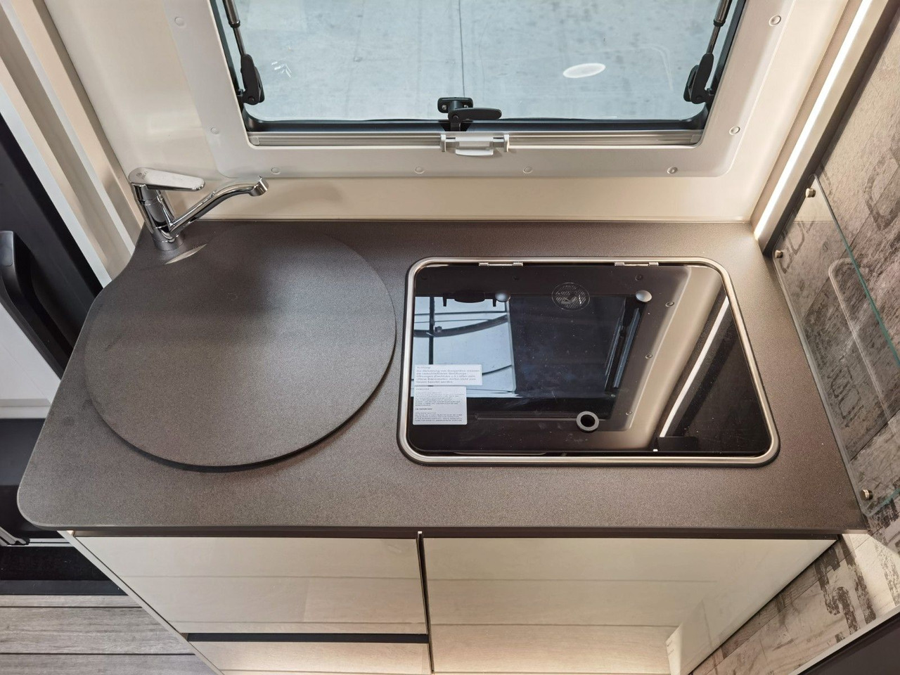 Autocaravana perfilada Forster T 669 EBN COUPÈ / 165PS-DSG / SILVER - EDITION: foto 16