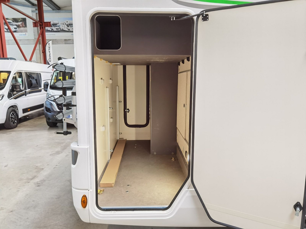 Autocaravana perfilada Forster T 699 LF /-MODELL 2025- / XXL- HUBBETT & RAUMBAD: foto 11