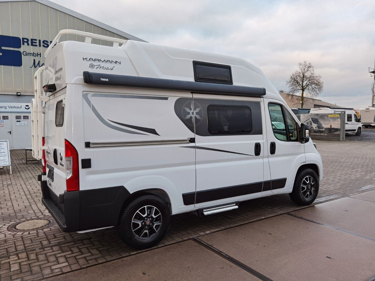 Karmann DEXTER 550 / 140PS / CONCEPT - PAKET & HUBBETT Karmann DEXTER 550 / 140PS / CONCEPT - PAKET & HUBBETT - Cámper: foto 4 Karmann DEXTER 550 / 140PS / CONCEPT - PAKET & HUBBETT Karmann DEXTER 550 / 140PS / CONCEPT - PAKET & HUBBETT - Cámper: foto 4