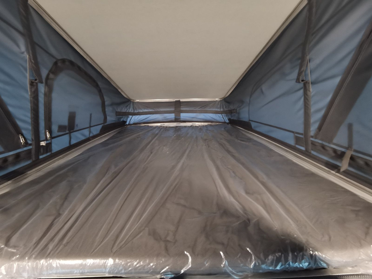 Cámper Karmann DUNCAN 500 / VIVA- PAKET / AHK. / ABVERKAUF 2026: foto 16 Cámper Karmann DUNCAN 500 / VIVA- PAKET / AHK. / ABVERKAUF 2026: foto 16