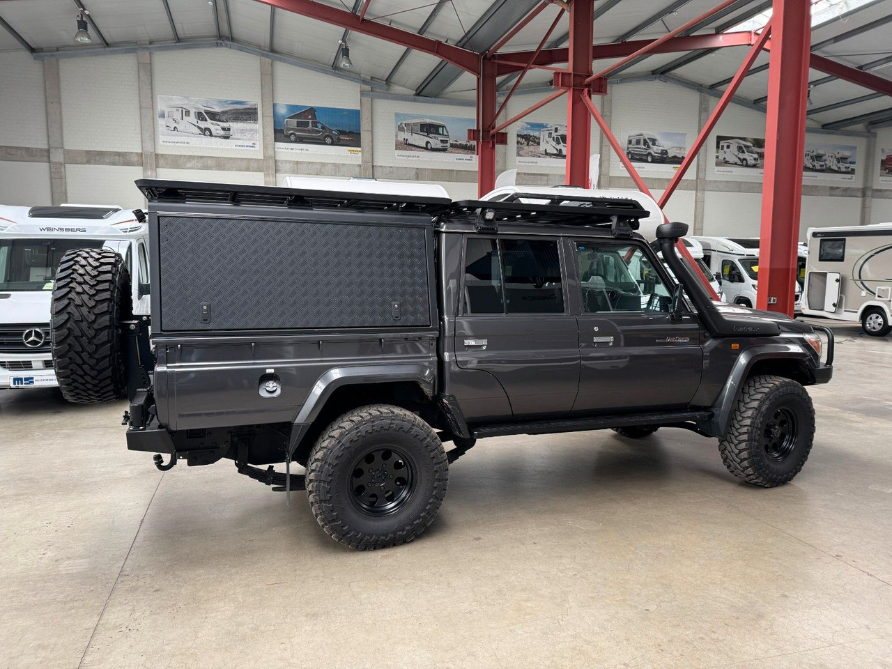 Toyota GRJ 79 DC - VX LIMITED / VIELE EXTRAS - SUV/ Todoterreno: foto 1 Toyota GRJ 79 DC - VX LIMITED / VIELE EXTRAS - SUV/ Todoterreno: foto 1
