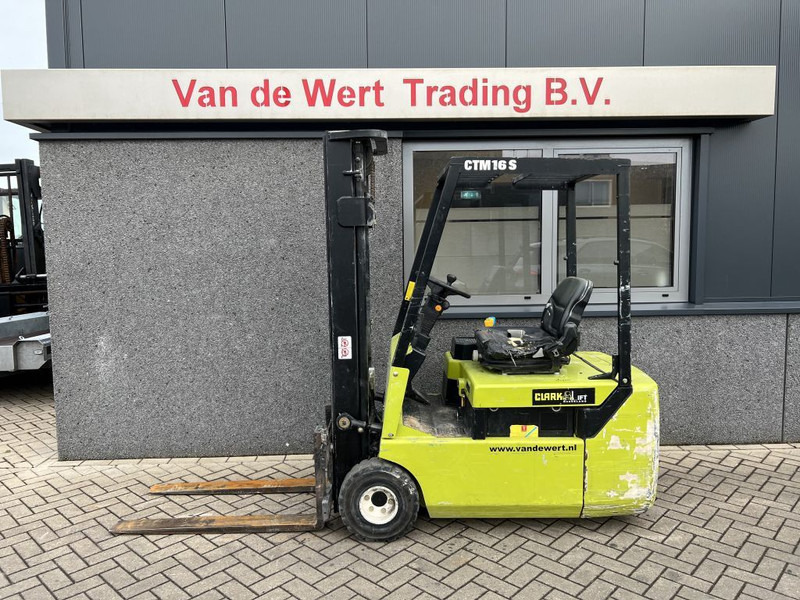 Clark CTM16S Heftruck Clark CTM16S Duplo 325 elektrisch 2004 - Carretilla elevadora eléctrica: foto 1 Clark CTM16S Heftruck Clark CTM16S Duplo 325 elektrisch 2004 - Carretilla elevadora eléctrica: foto 1