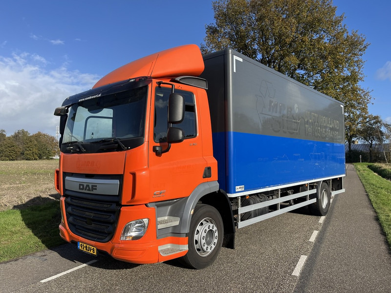 DAF CF 370 FA - Camión caja cerrada: foto 1 DAF CF 370 FA - Camión caja cerrada: foto 1