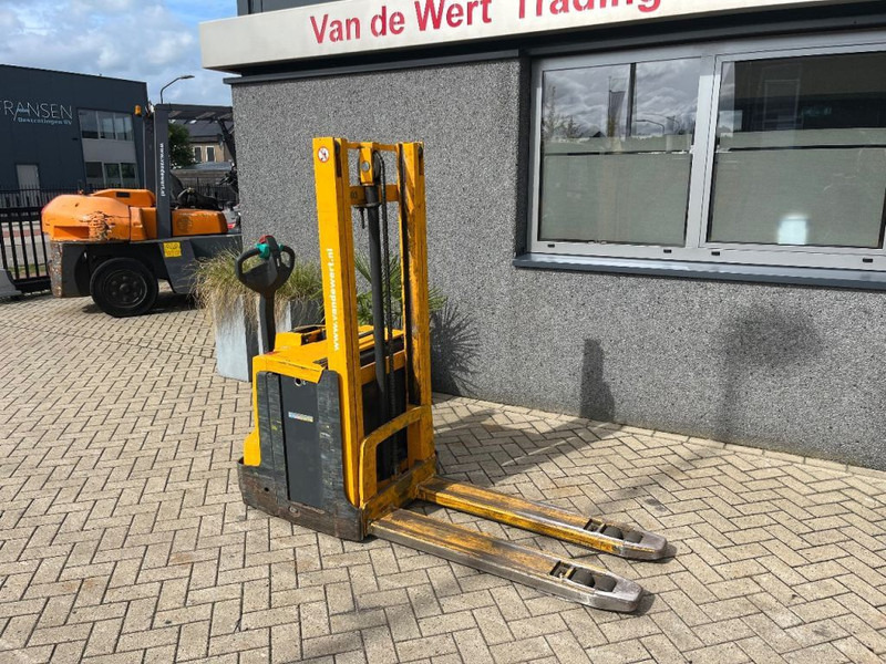 Jungheinrich EJD220 2000kg staplelaar heftruck 280cm hoog initiaal heffing 2013 ACCU2016 - Transpaleta: foto 2 Jungheinrich EJD220 2000kg staplelaar heftruck 280cm hoog initiaal heffing 2013 ACCU2016 - Transpaleta: foto 2
