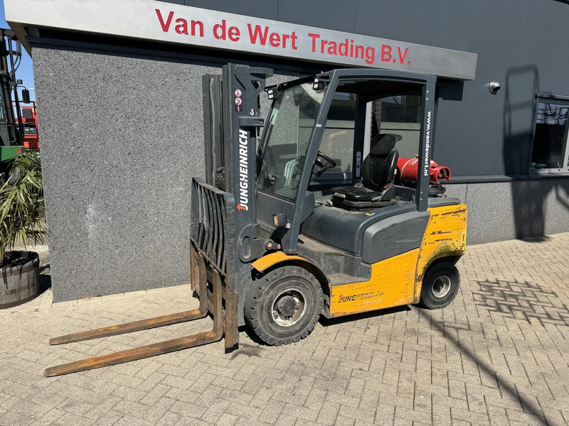 Jungheinrich TFG 425 - Carretilla elevadora de gas: foto 4 Jungheinrich TFG 425 - Carretilla elevadora de gas: foto 4