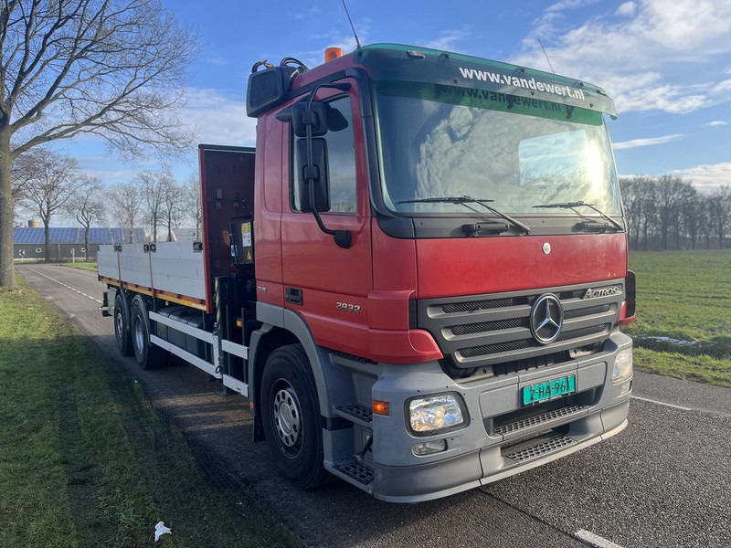 Mercedes-Benz ACTROS 2832 - MKG HKL140 - automaat - EURO5 -lift/stuur as - 600dkm - 2006 - Camión caja abierta, Camión grúa: foto 4 Mercedes-Benz ACTROS 2832 - MKG HKL140 - automaat - EURO5 -lift/stuur as - 600dkm - 2006 - Camión caja abierta, Camión grúa: foto 4