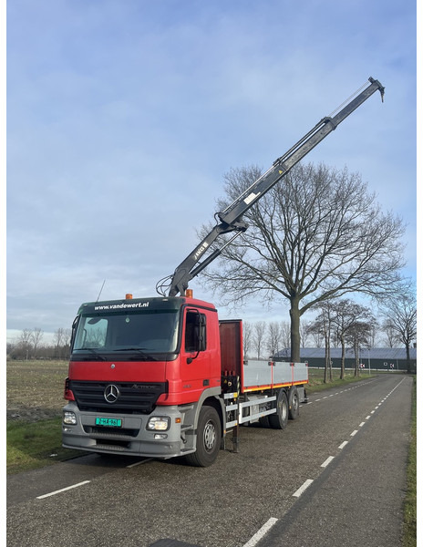 Mercedes-Benz ACTROS 2832 - MKG HKL140 - automaat - EURO5 -lift/stuur as - 600dkm - 2006 - Camión caja abierta, Camión grúa: foto 2 Mercedes-Benz ACTROS 2832 - MKG HKL140 - automaat - EURO5 -lift/stuur as - 600dkm - 2006 - Camión caja abierta, Camión grúa: foto 2