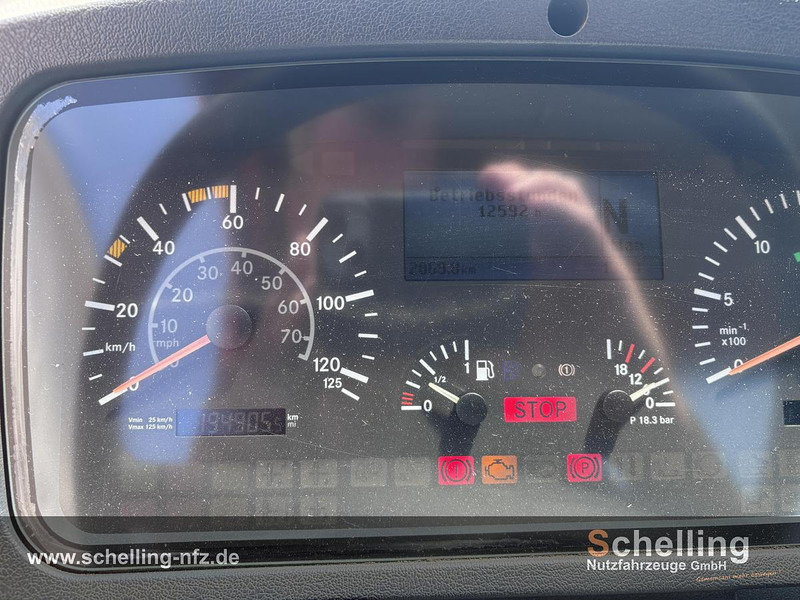 Camión Mercedes-Benz U500: foto 10 Camión Mercedes-Benz U500: foto 10