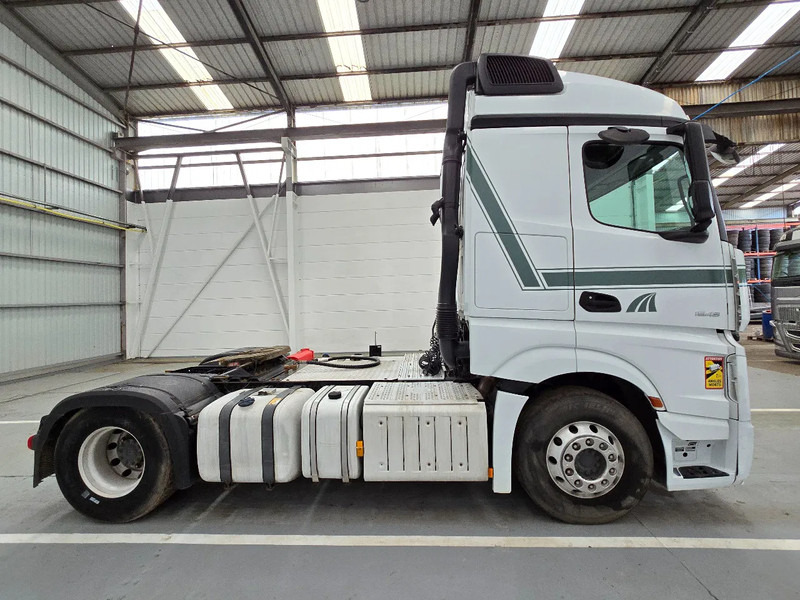 Mercedes-Benz Actros 1843 PTO / AIRCO - Cabeza tractora: foto 4 Mercedes-Benz Actros 1843 PTO / AIRCO - Cabeza tractora: foto 4