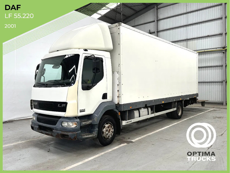 DAF LF 55.220 AE45 LAMMES/LAMMES - BLATT / BLATT - Camión caja cerrada: foto 1 DAF LF 55.220 AE45 LAMMES/LAMMES - BLATT / BLATT - Camión caja cerrada: foto 1