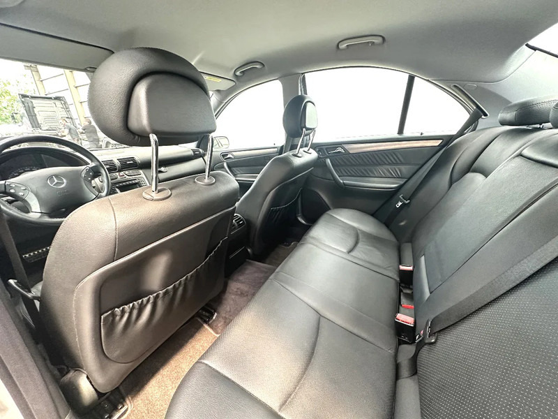 Sedan Mercedes-Benz C-Klasse C30 CDI / AMG /DIESEL TURBO 33795 km: foto 15