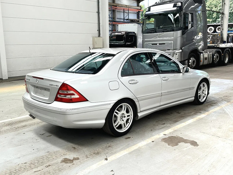 Sedan Mercedes-Benz C-Klasse C30 CDI / AMG /DIESEL TURBO 33795 km: foto 6