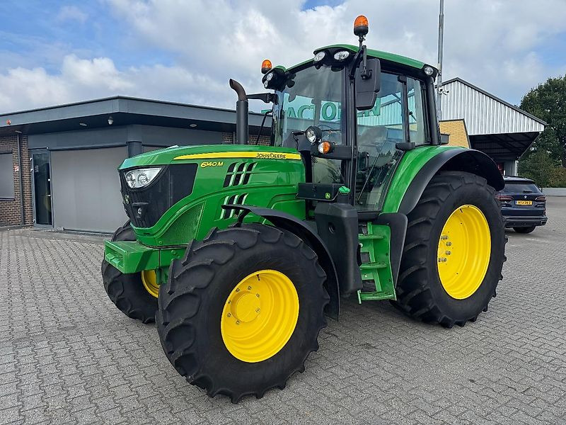 John Deere 6140M AQ+ 40KM 2022 1795 UUR TLS MCS LUCHTDRUK!!! - Tractor: foto 1 John Deere 6140M AQ+ 40KM 2022 1795 UUR TLS MCS LUCHTDRUK!!! - Tractor: foto 1
