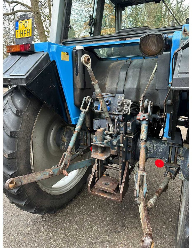 Tractor 1988 LANDINI DT 6880 ALL-WHEEL DRIVE FARM TRACTOR: foto 6 Tractor 1988 LANDINI DT 6880 ALL-WHEEL DRIVE FARM TRACTOR: foto 6