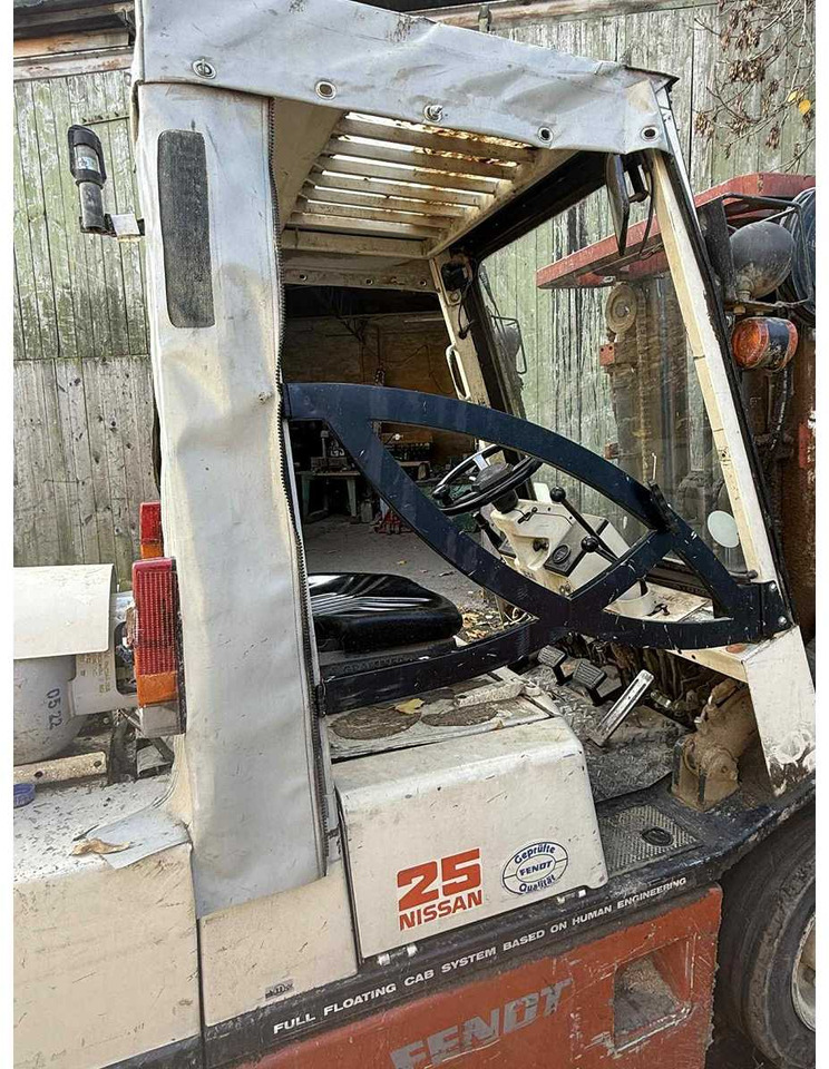 1991 NISSAN PH02 A250 FORKLIFT TRUCKS - Carretilla elevadora: foto 5 1991 NISSAN PH02 A250 FORKLIFT TRUCKS - Carretilla elevadora: foto 5