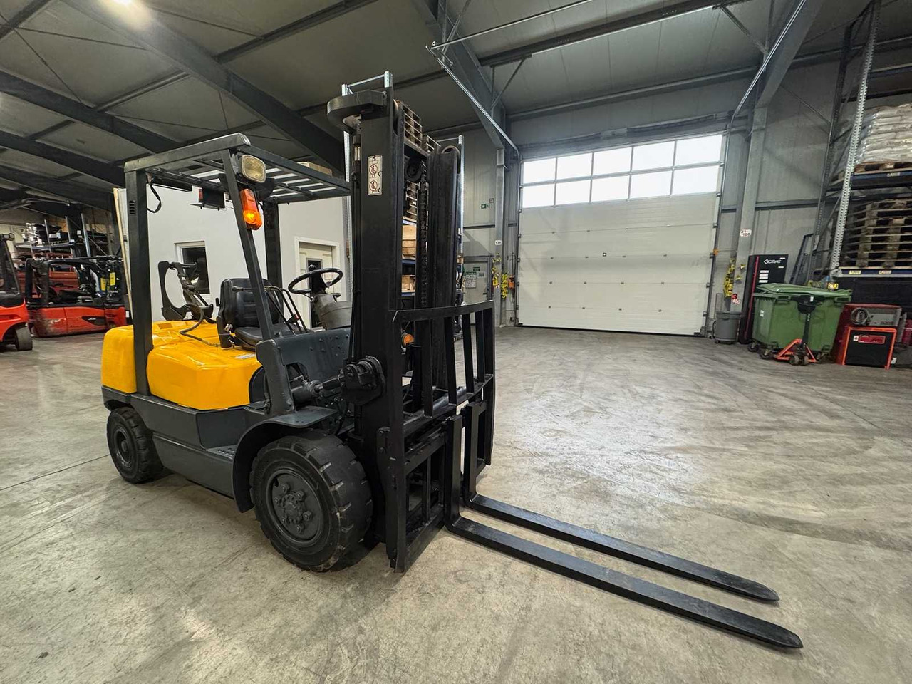 1992 SERVICE IN 415 HOURS TCM FG30N5 3,000KG GAS FORKLIFT FORKLIFT NISSAN ENGINE - Carretilla elevadora: foto 5 1992 SERVICE IN 415 HOURS TCM FG30N5 3,000KG GAS FORKLIFT FORKLIFT NISSAN ENGINE - Carretilla elevadora: foto 5