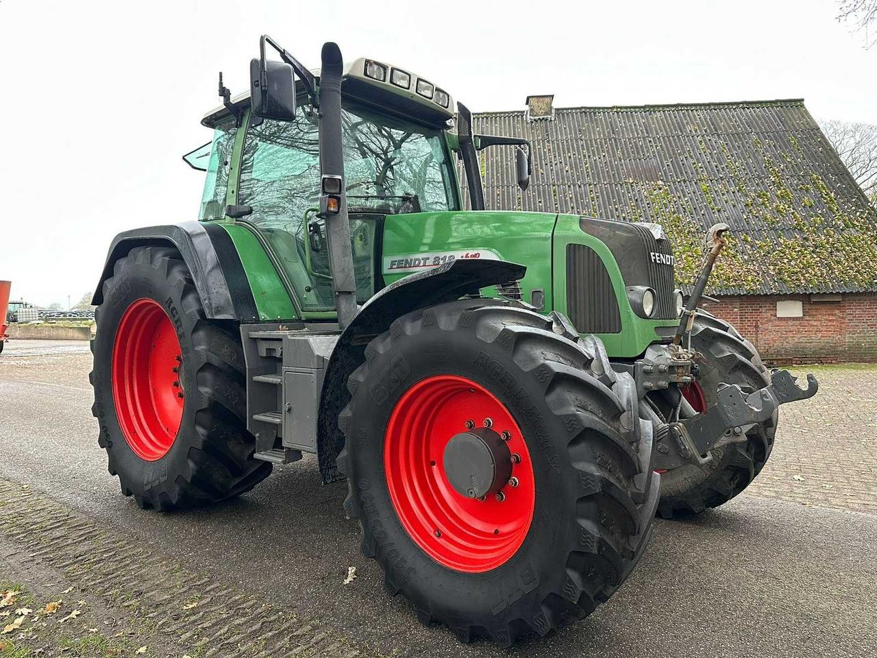 2006 FENDT 818 VARIO TMS ALL-WHEEL DRIVE FARM TRACTOR - Tractor: foto 2 2006 FENDT 818 VARIO TMS ALL-WHEEL DRIVE FARM TRACTOR - Tractor: foto 2