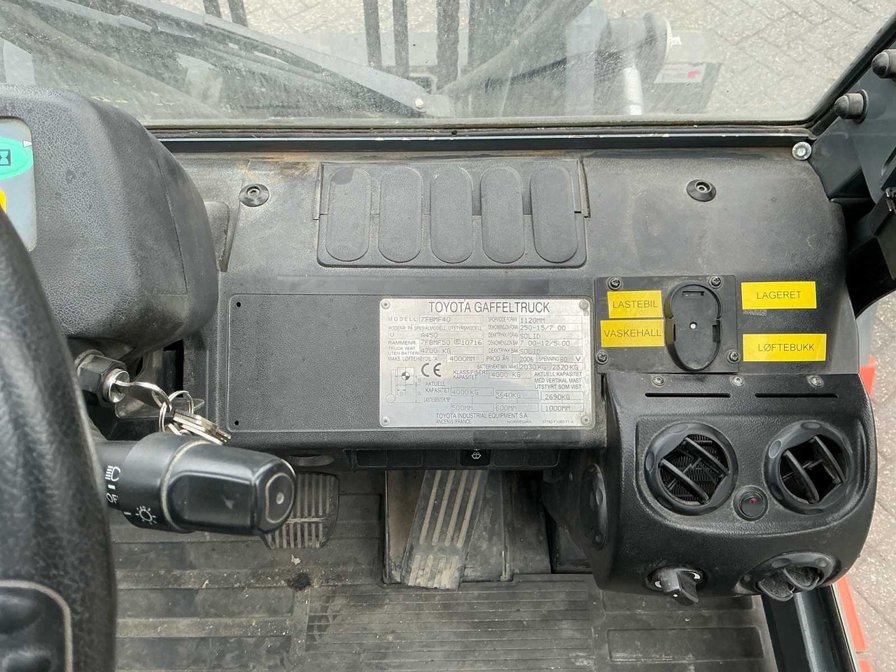 2006 TOYOTA 7FBMF40 FORKLIFT - Carretilla elevadora: foto 4 2006 TOYOTA 7FBMF40 FORKLIFT - Carretilla elevadora: foto 4