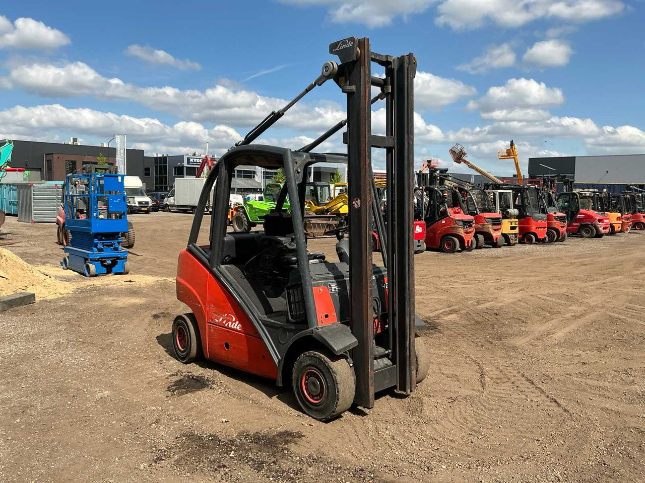 2013 LINDE H25T FORKLIFT TRUCK - Carretilla elevadora: foto 5 2013 LINDE H25T FORKLIFT TRUCK - Carretilla elevadora: foto 5