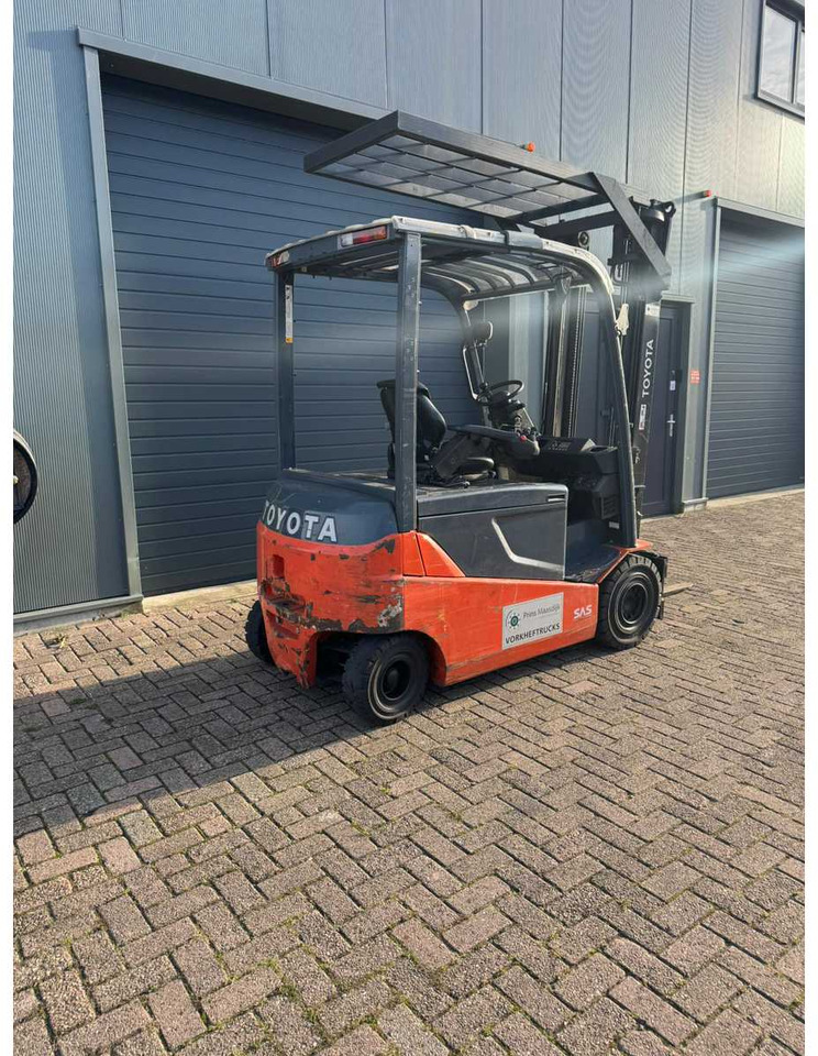 2013 TOYOTA 8FBMT25 FORKLIFT - Carretilla elevadora: foto 5 2013 TOYOTA 8FBMT25 FORKLIFT - Carretilla elevadora: foto 5