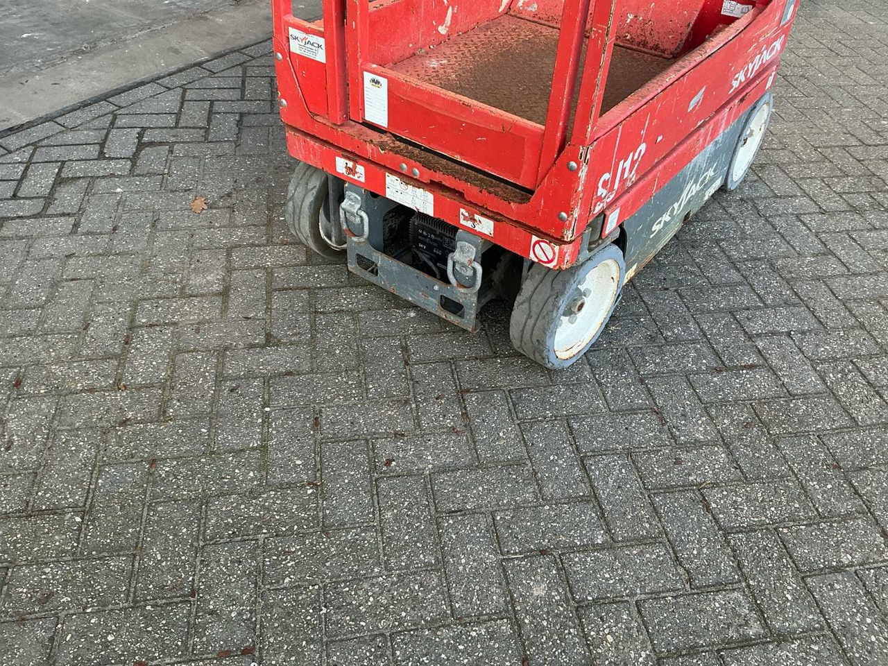 Plataforma elevadora 2015 SKYJACK SJ12 AERIAL PLATFORM: foto 17