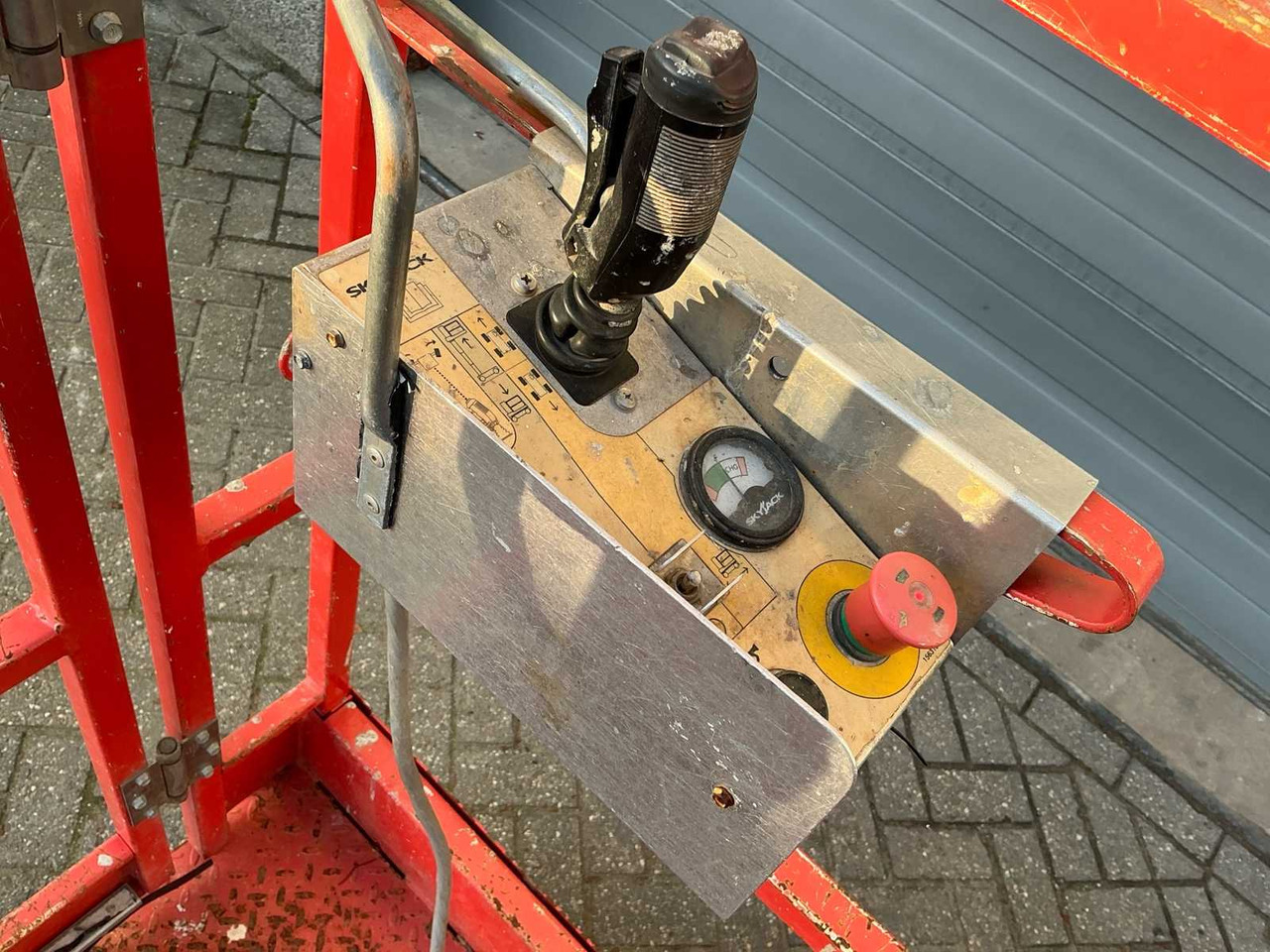 Plataforma elevadora 2015 SKYJACK SJ12 AERIAL PLATFORM: foto 10