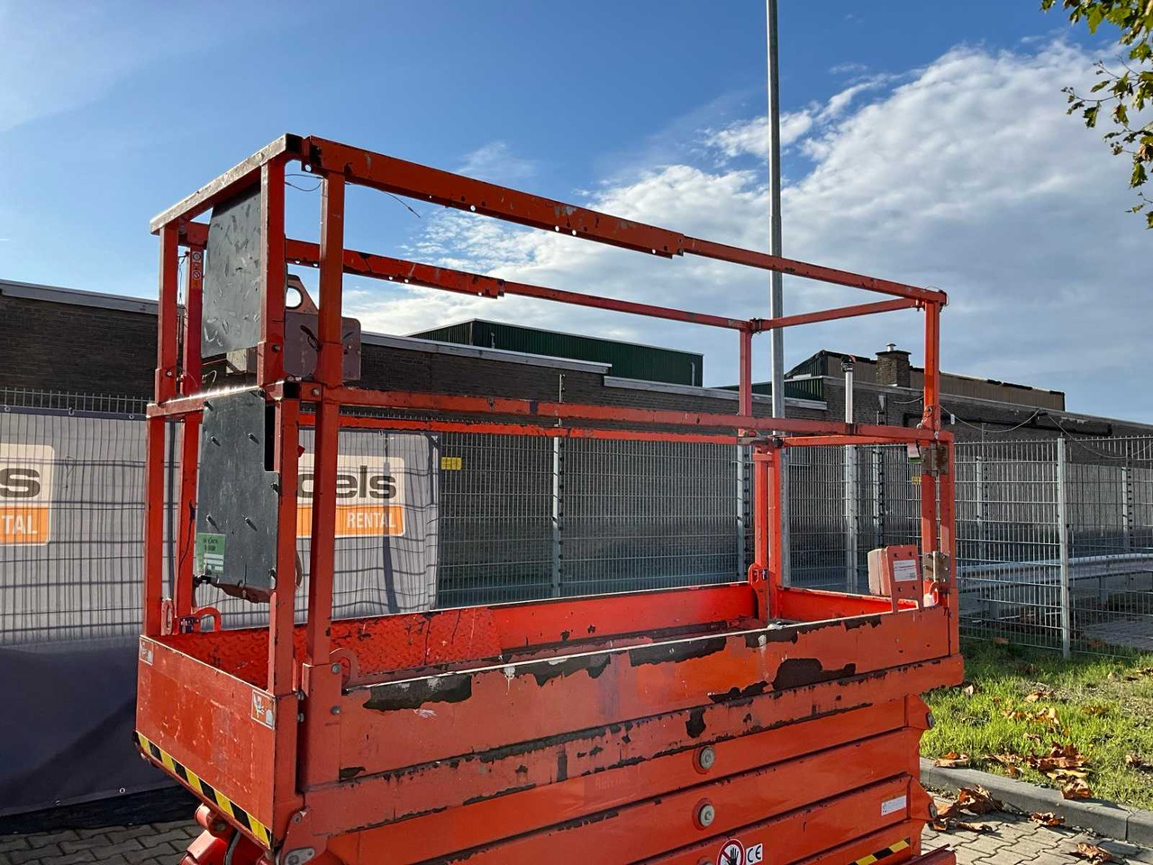 Plataforma elevadora 2016 SKYJACK SJ III 3226 AERIAL PLATFORM: foto 11 Plataforma elevadora 2016 SKYJACK SJ III 3226 AERIAL PLATFORM: foto 11