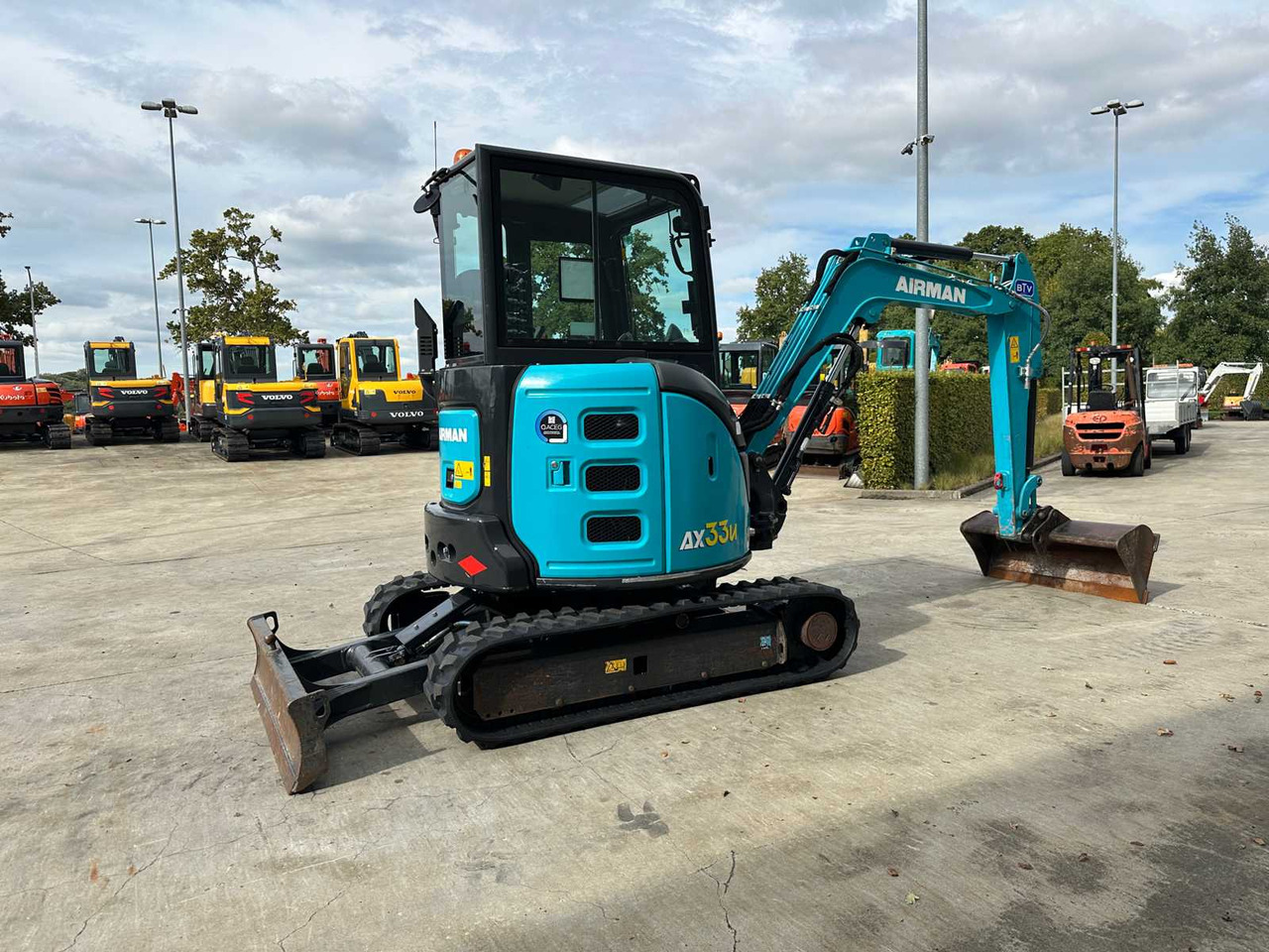 AIRMAN - 2023 - AX33U-7 - MIDI EXCAVATOR - Excavadora: foto 4 AIRMAN - 2023 - AX33U-7 - MIDI EXCAVATOR - Excavadora: foto 4
