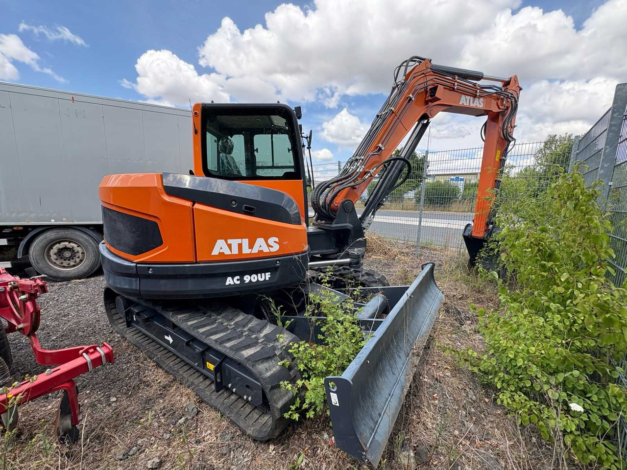 ATLAS KOMPAKT GmbH AC 90Uf - Excavadora de cadenas: foto 1 ATLAS KOMPAKT GmbH AC 90Uf - Excavadora de cadenas: foto 1