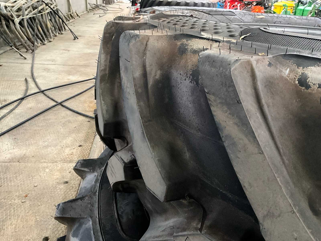 Alliance AgriStar II - Neumáticos y llantas para Tractor: foto 3 Alliance AgriStar II - Neumáticos y llantas para Tractor: foto 3