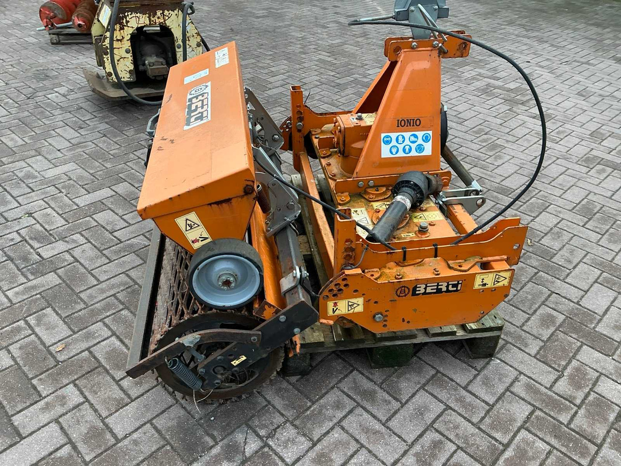 Berci Erpice Rotante Ionio 130 - Grada rotativa: foto 4 Berci Erpice Rotante Ionio 130 - Grada rotativa: foto 4