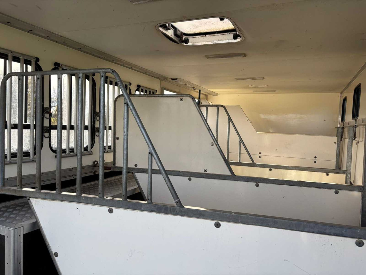 Camión 1993 VOLVO FL 612 TRUCK HORSE TRAILER: foto 12