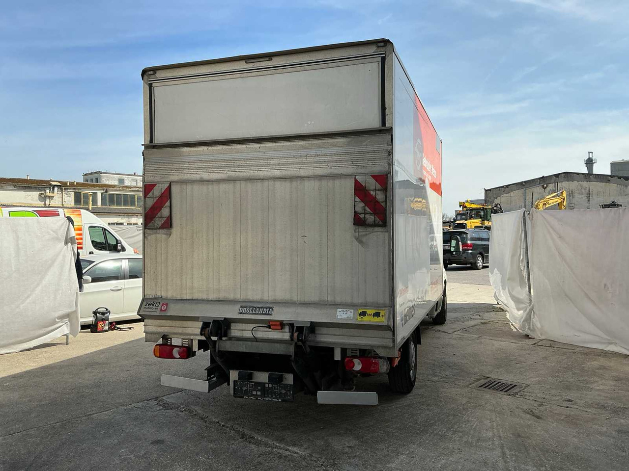 2019 CITROEN JUMPER TRANSPORTER - Camión: foto 4 2019 CITROEN JUMPER TRANSPORTER - Camión: foto 4