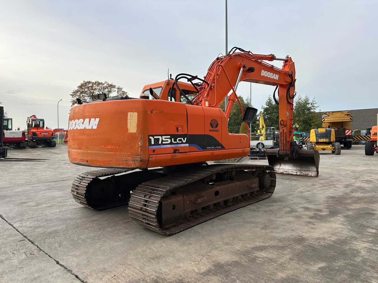 DOOSAN - 2005 - 175 LC-V - CRAWLER EXCAVATOR - Excavadora: foto 4 DOOSAN - 2005 - 175 LC-V - CRAWLER EXCAVATOR - Excavadora: foto 4