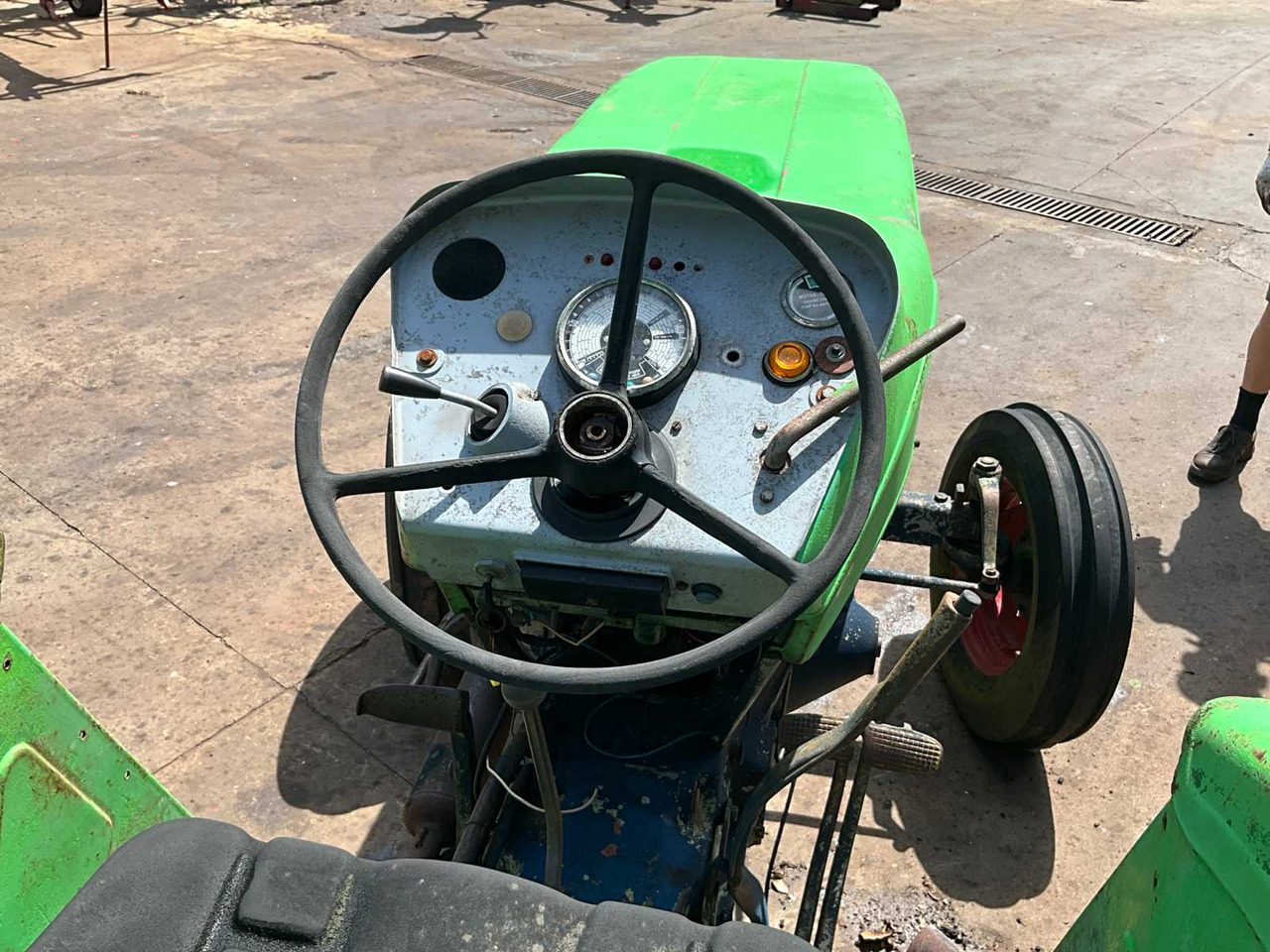 Tractor Deutz D4006: foto 16