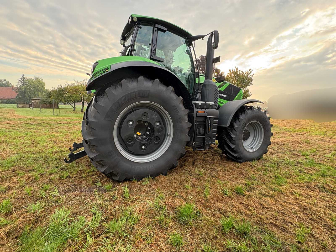 Deutz-Fahr 8280 TTV - Tractor: foto 4 Deutz-Fahr 8280 TTV - Tractor: foto 4